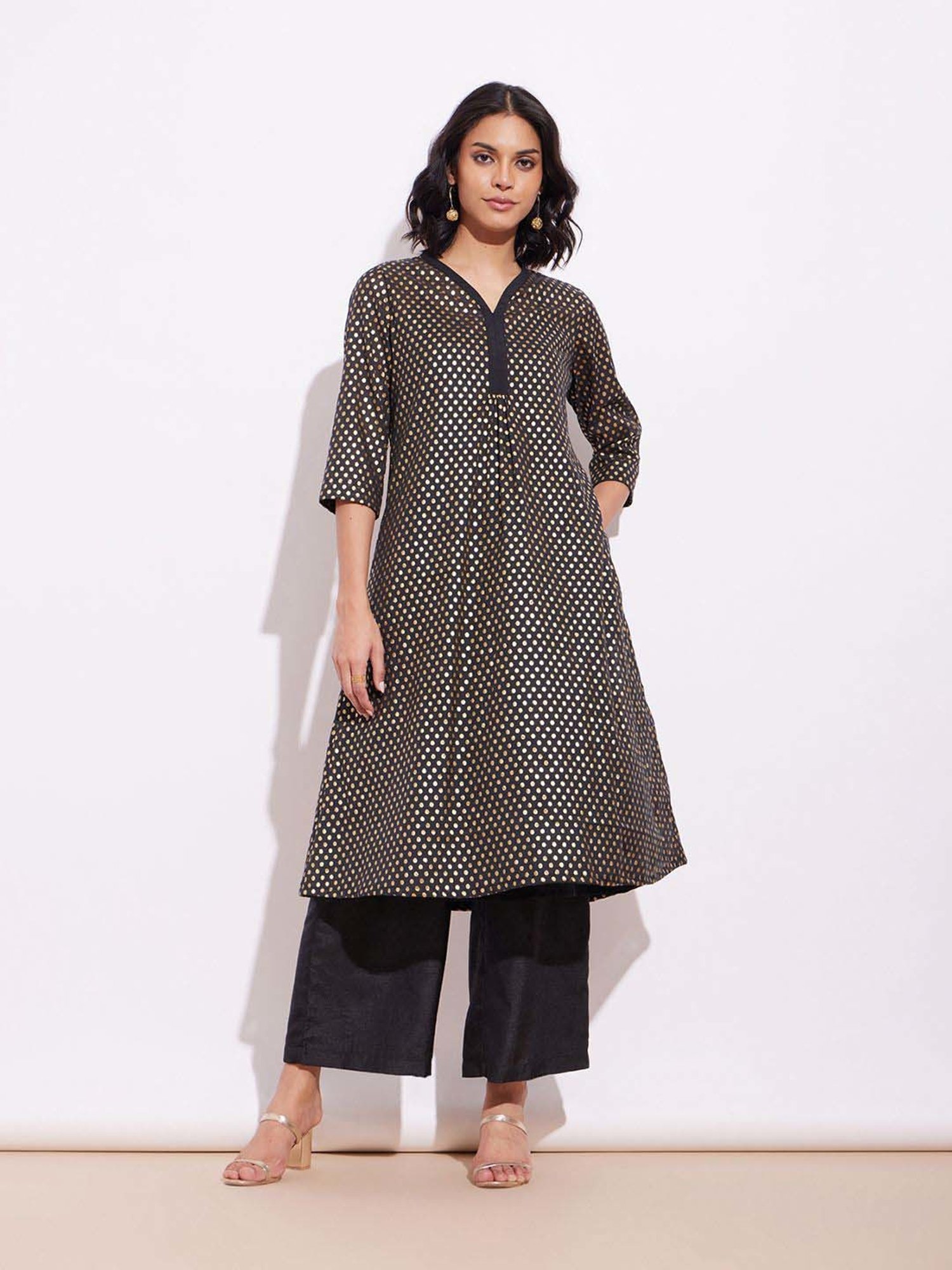 Pink Fort Black Striped Kurta Pant Set