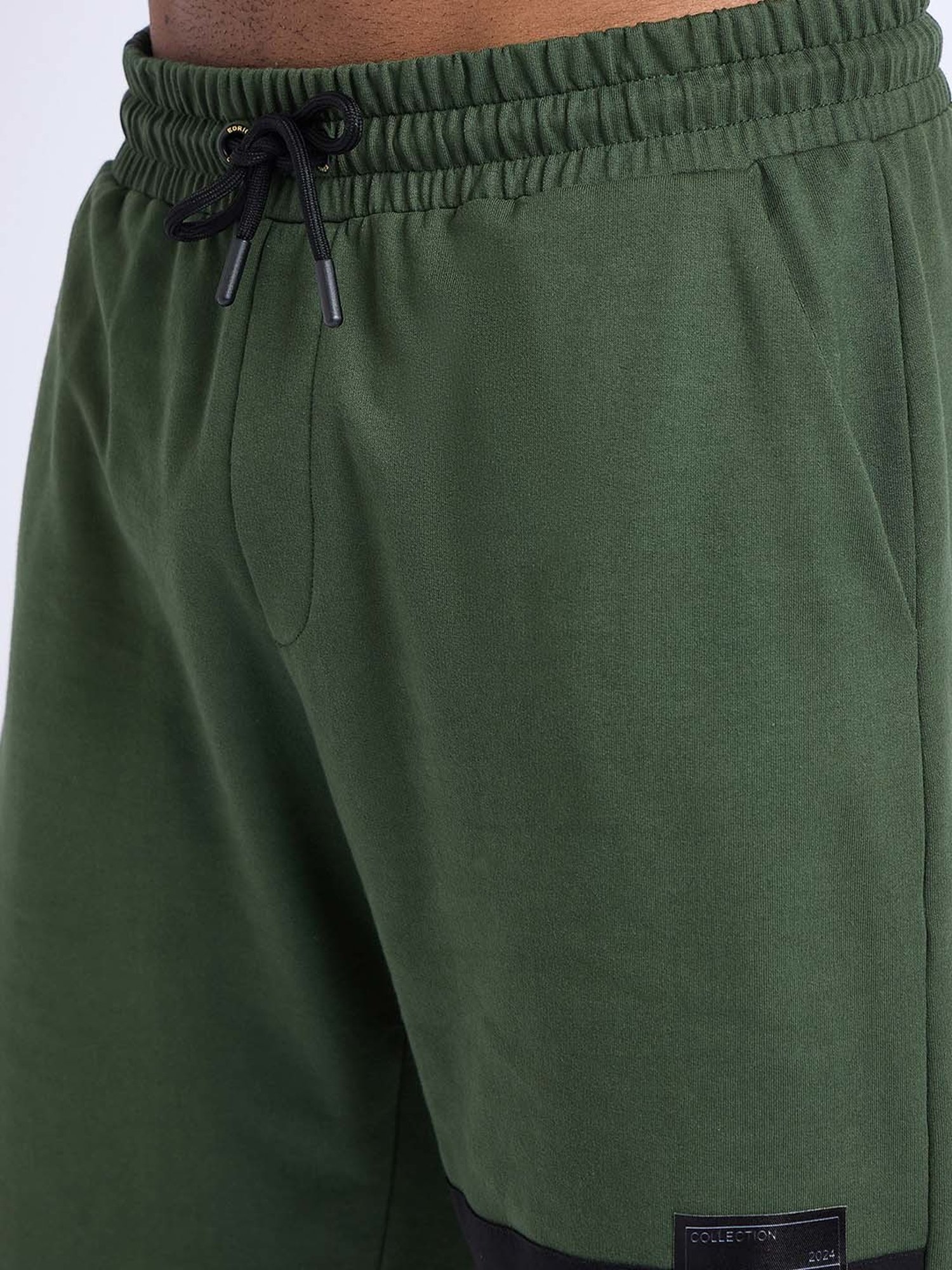 EDRIO Green Regular Fit Shorts
