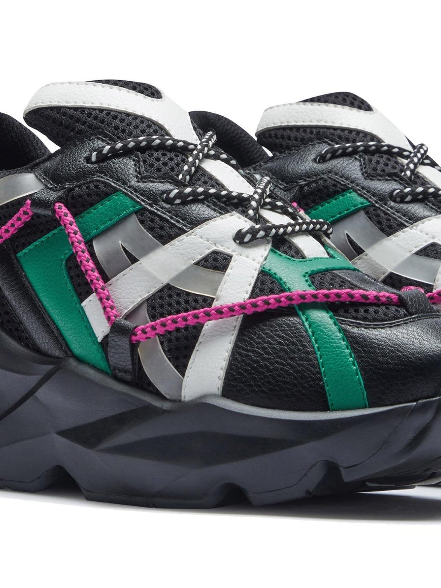 7-10 Women's Black & Green Elevate Street Sneakers