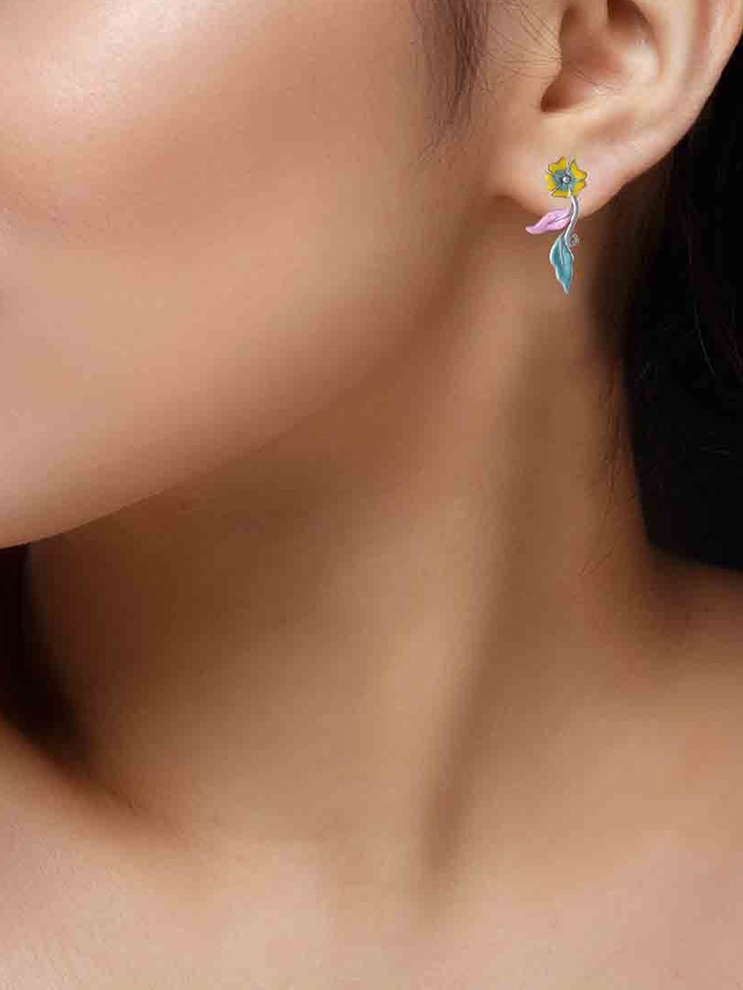 Rihi by P.C. Chandra Jewellers Yellow Enamel Flower Pendant And Earring Set (Without Chain)