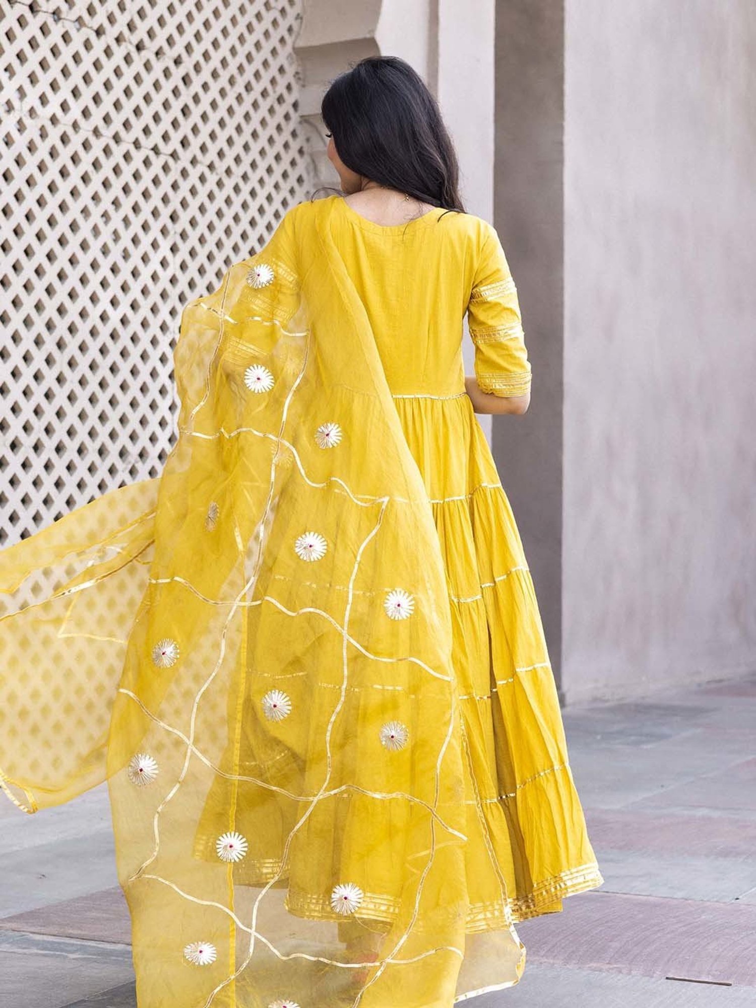 AACHHO Yellow Dahabi Gotapatti Cotton Suit Set
