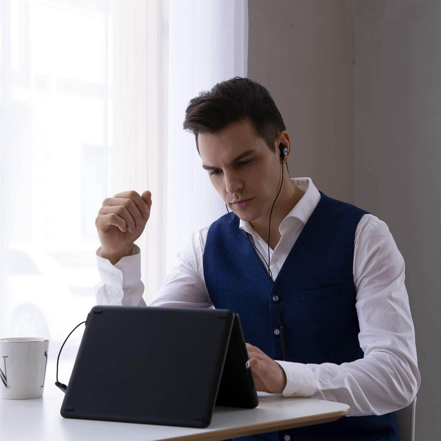 Typecase iPad Pro 11 2018 Keyboard Case - 4 Colors Available - Backlit Wireless 360&deg Rotatable Thin & Light Slim Folio Cover with Auto Sleep/Wake & 10 Color Backlight for 11-inch Apple iPad (Black)