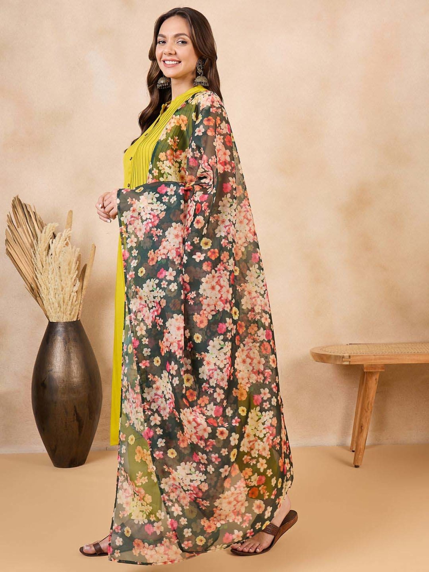 Inweave Green Floral Print Dupatta