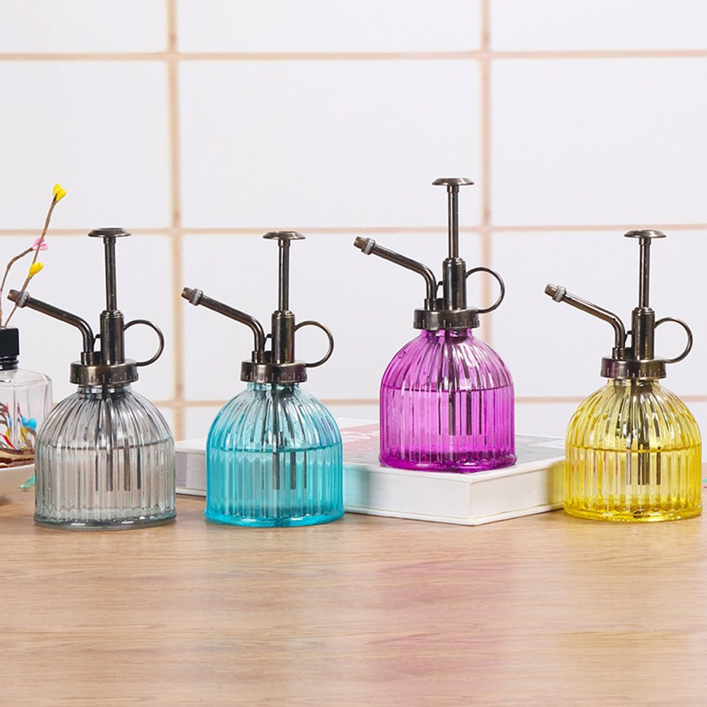 Retro Colored Glass Watering Pot Antique Plastic Bronze Style Sprayer Crafts Can Bottle for Home Hotel Garden (Transparent)