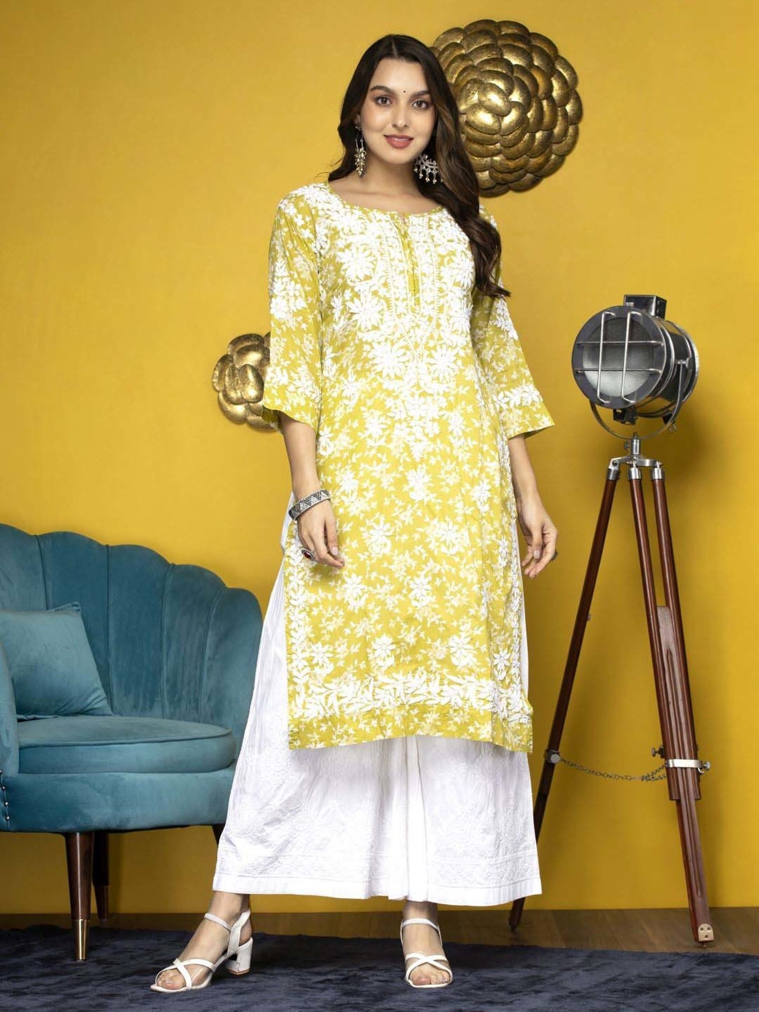 PARAMOUNT CHIKAN Lime Yellow Cotton Chikankari Straight Kurta