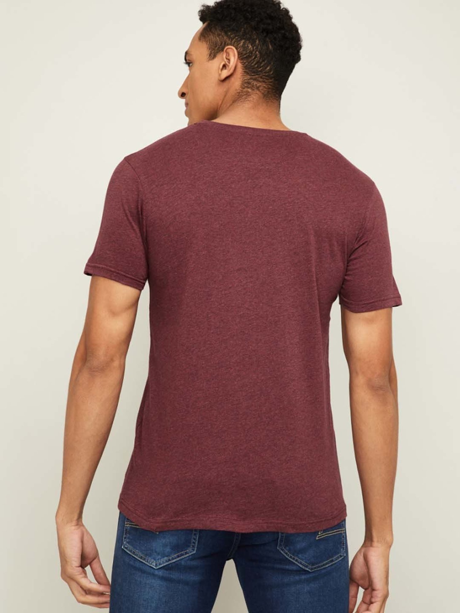 BOSSINI Maroon Cotton Regular Fit T-Shirt