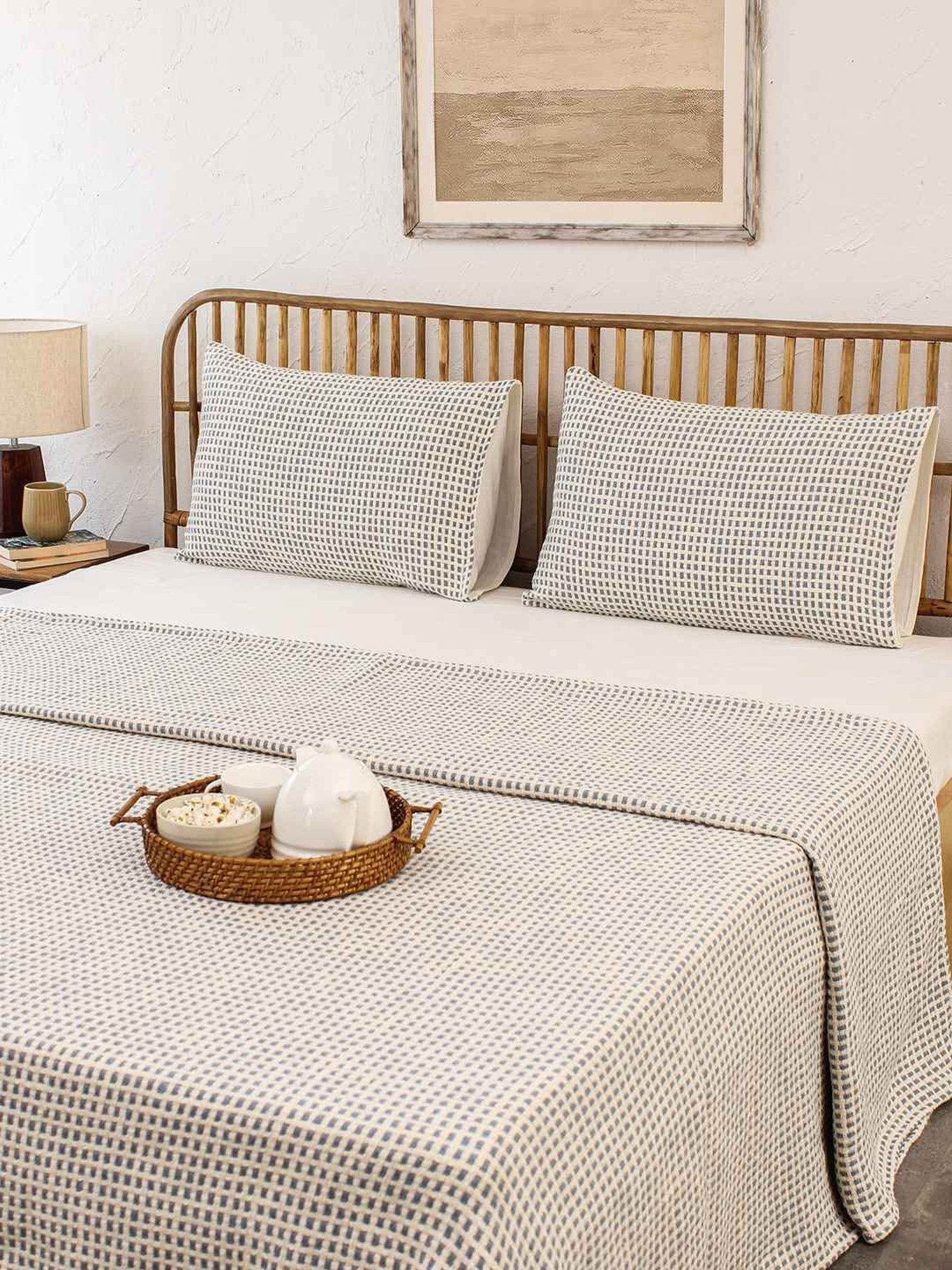 House This Girnar Dark Blue 150 TC Cotton Double Bedcover with 2 Pillow Covers