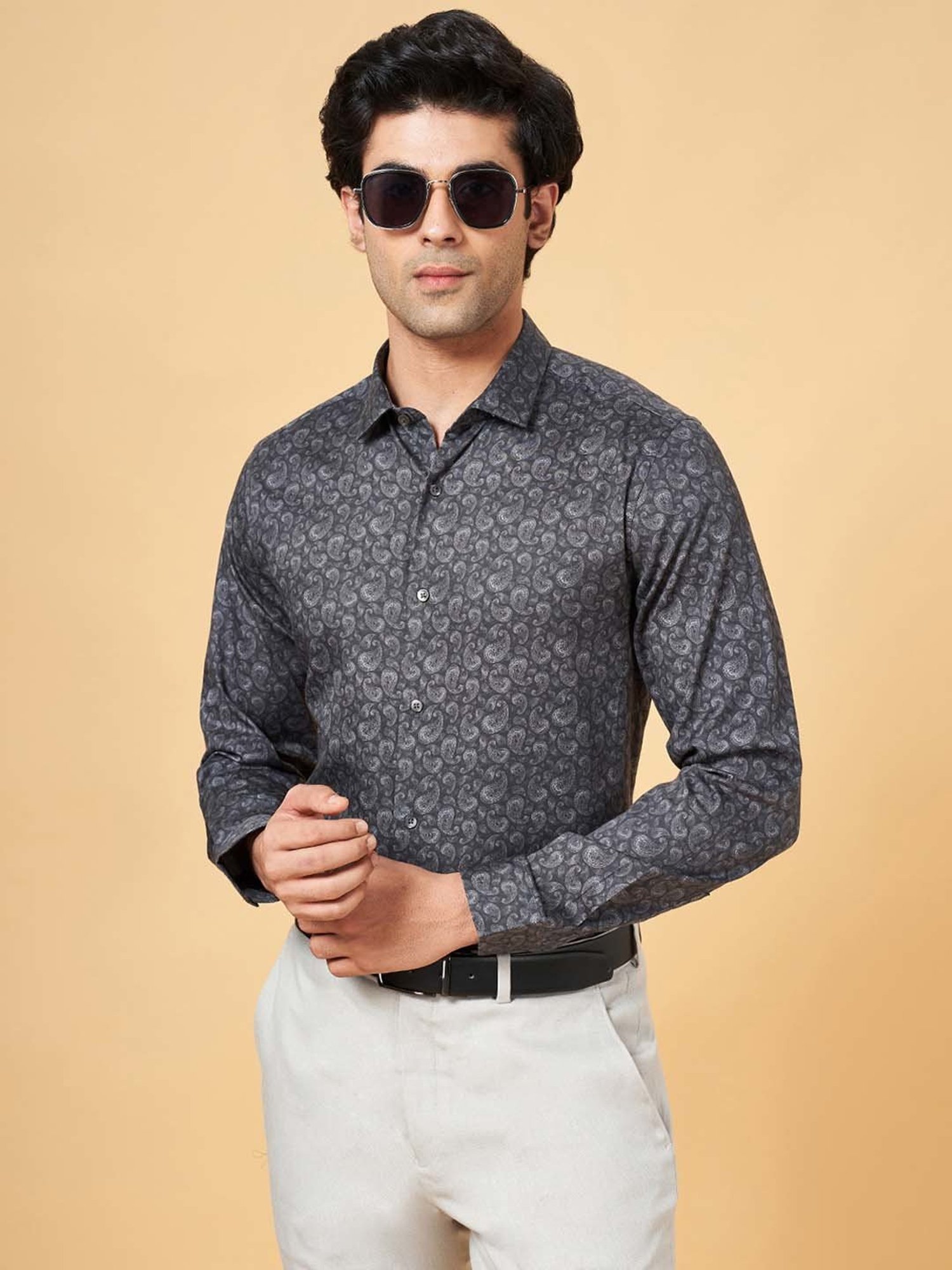 Peregrine by Pantaloons Charcoal Slim Fit Printed Shirt