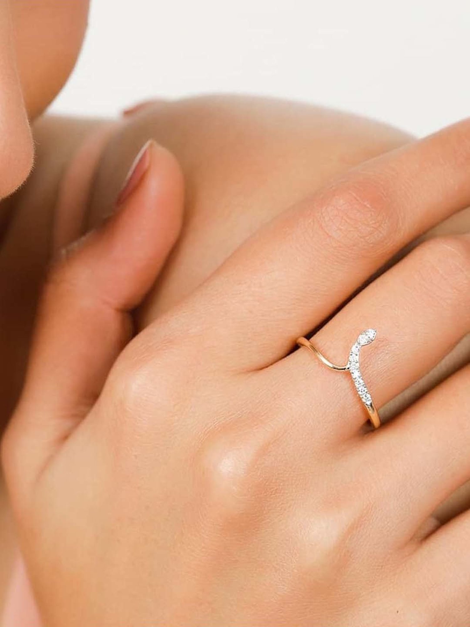 Mia By Tanishq Nature's Finest 14k Yellow Gold Radiant Sp Elegance Diamond Ring