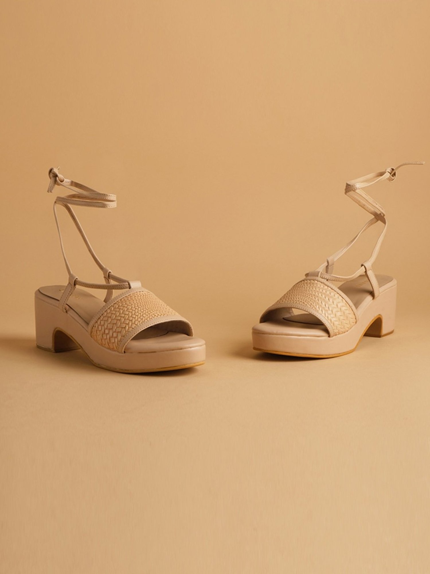 Eridani Women's Noah Beige Gladiator Sandals