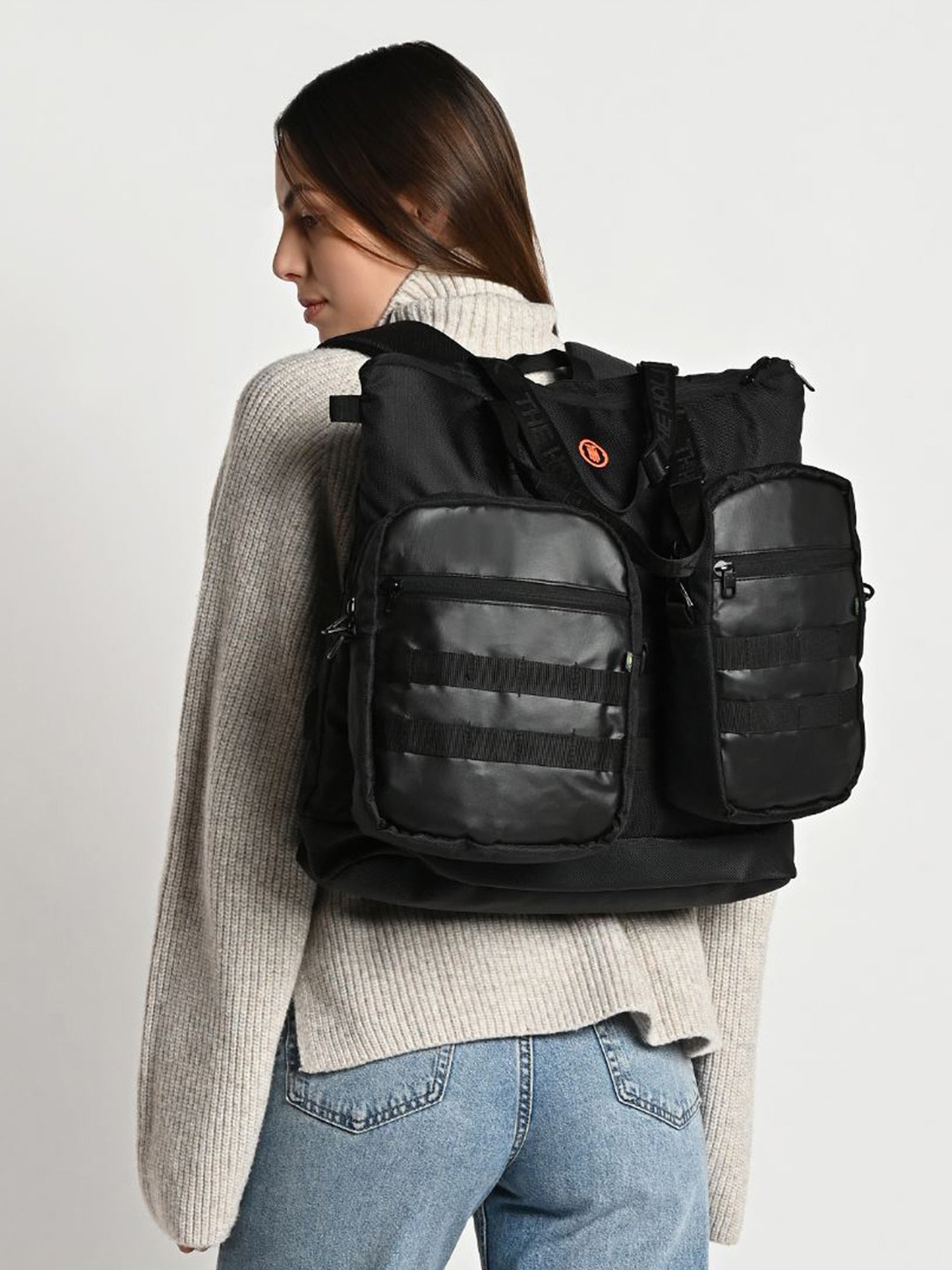 THE HOLISTIK Axis Black Medium Backpack - 29 Ltrs