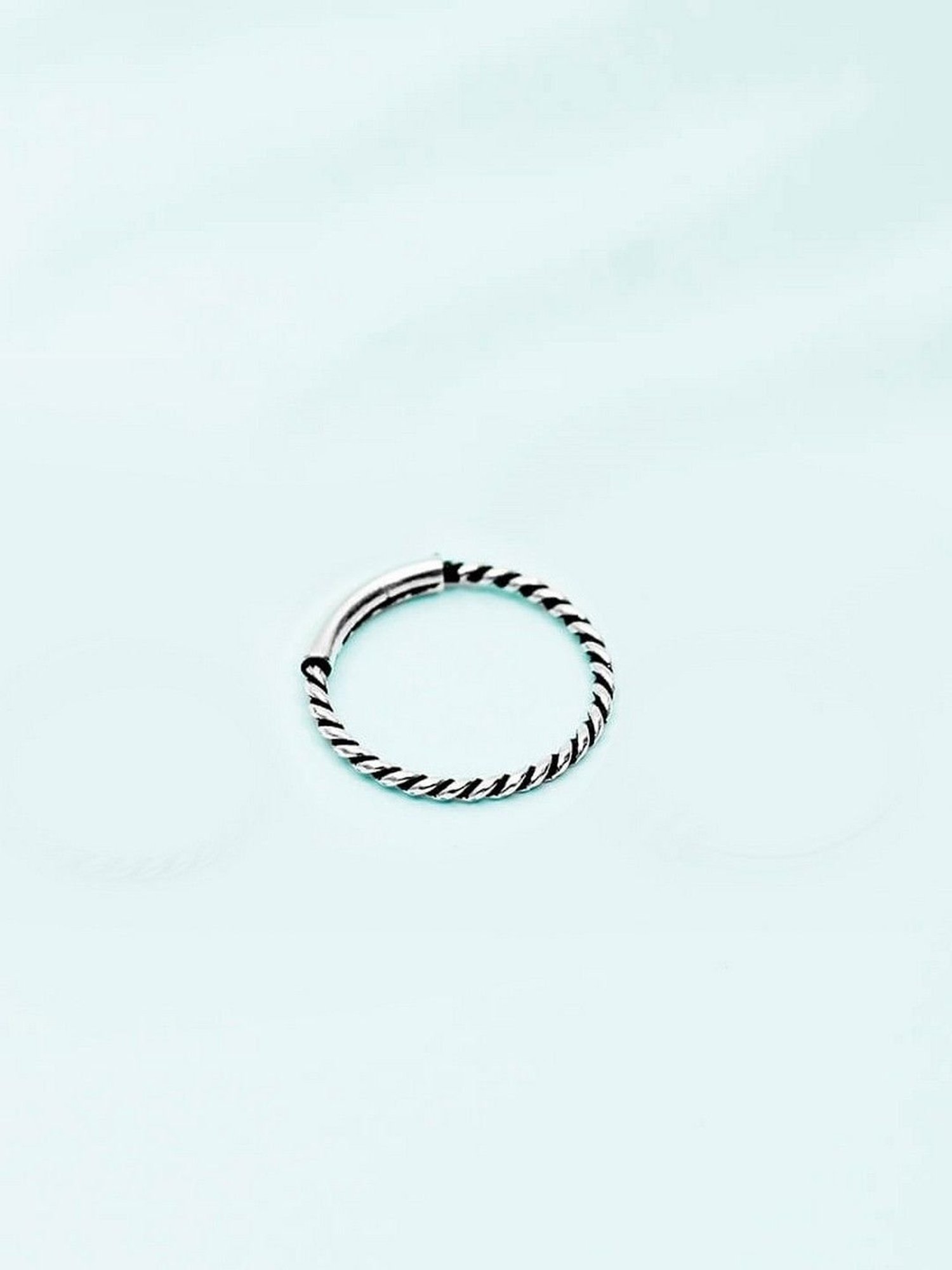 Zavya 92.5 Sterling Silver Floral Nosepin for Women