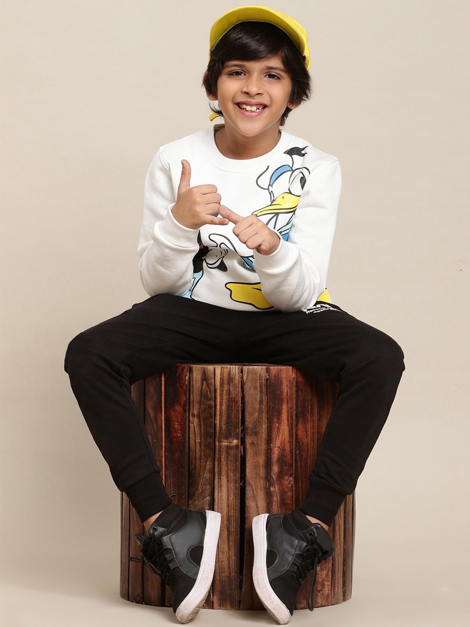Kidsville Mickey & Friends Printed Off White Sweatshirt For Boys