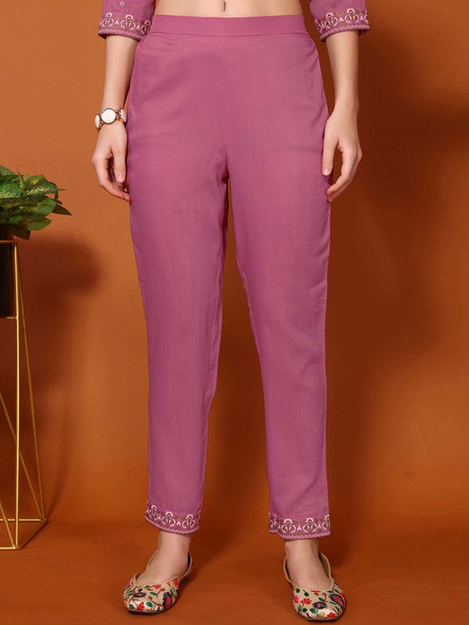 Skylee Pink Printed Kurta Pant Set With Dupatta