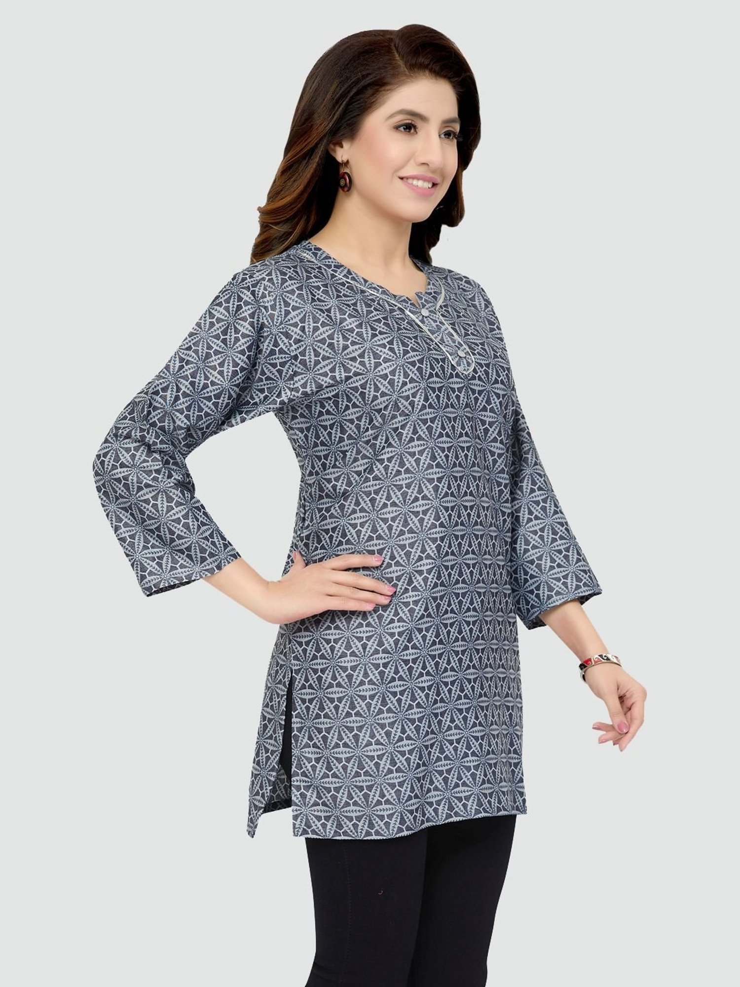 Saree Swarg Grey Printed Straight Kurti