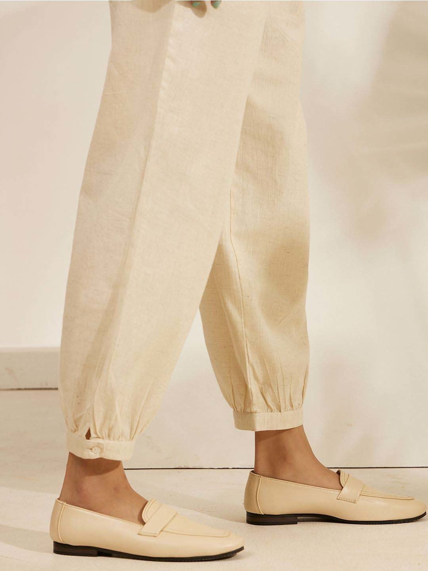 Daali Off White Cotton Regular Fit Salwar