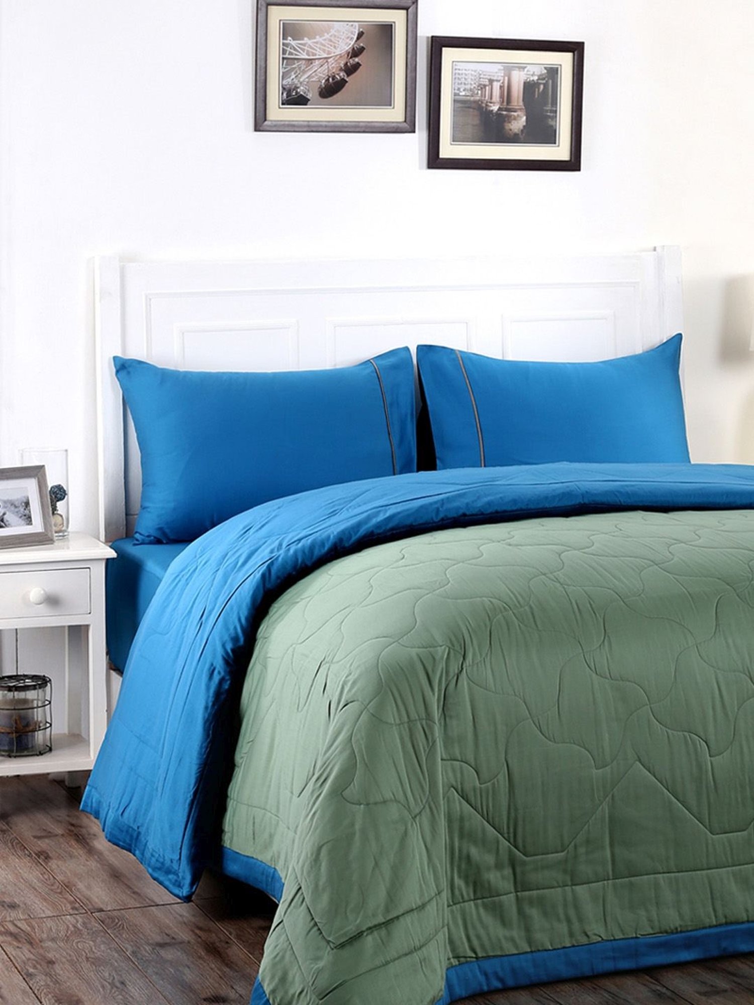 Maspar Vincent Green & Blue Cotton 120 TC Reversible Quilt - Set of 1