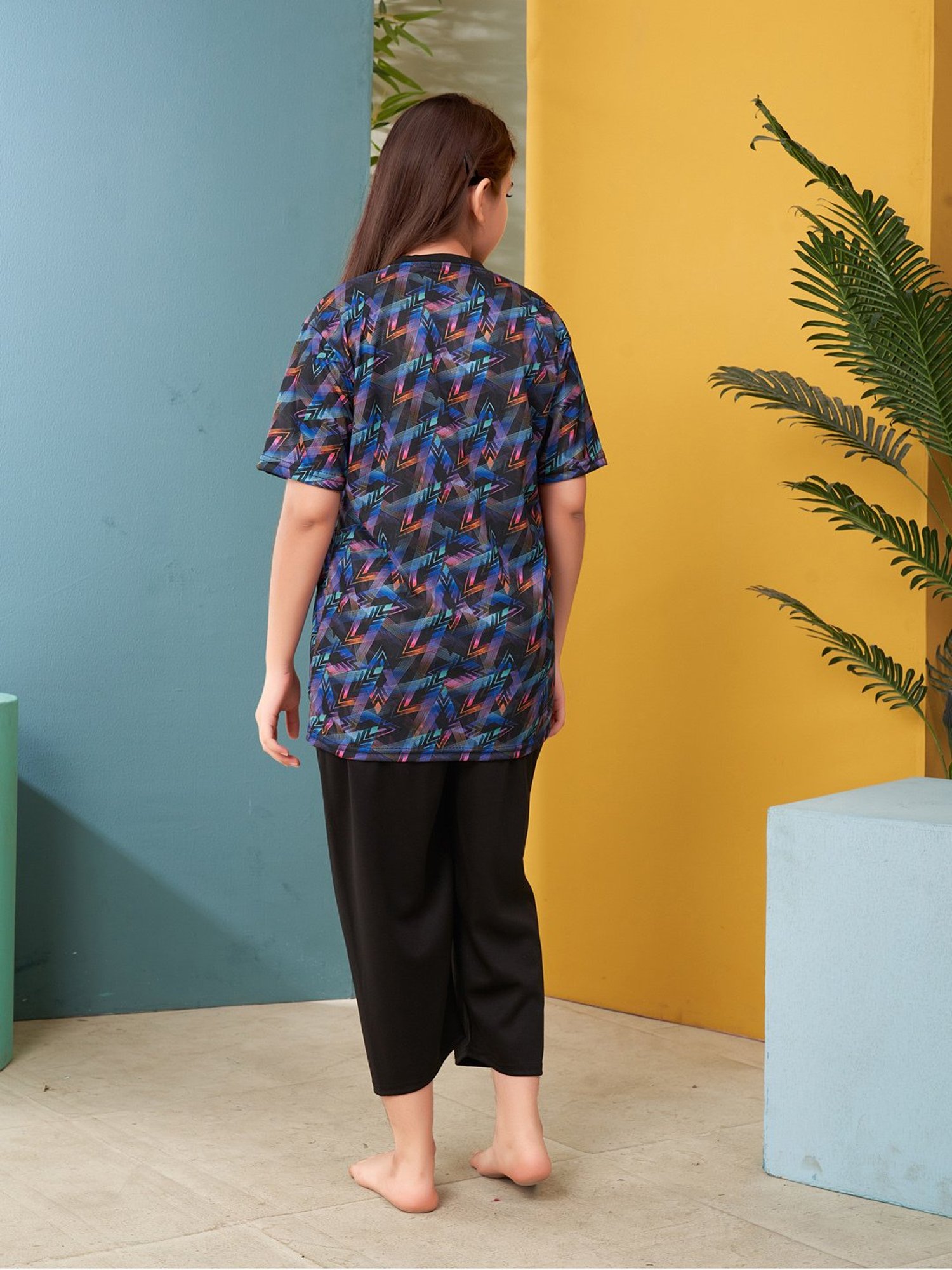 Aarika Kids Blue & Black Printed Top with Capri