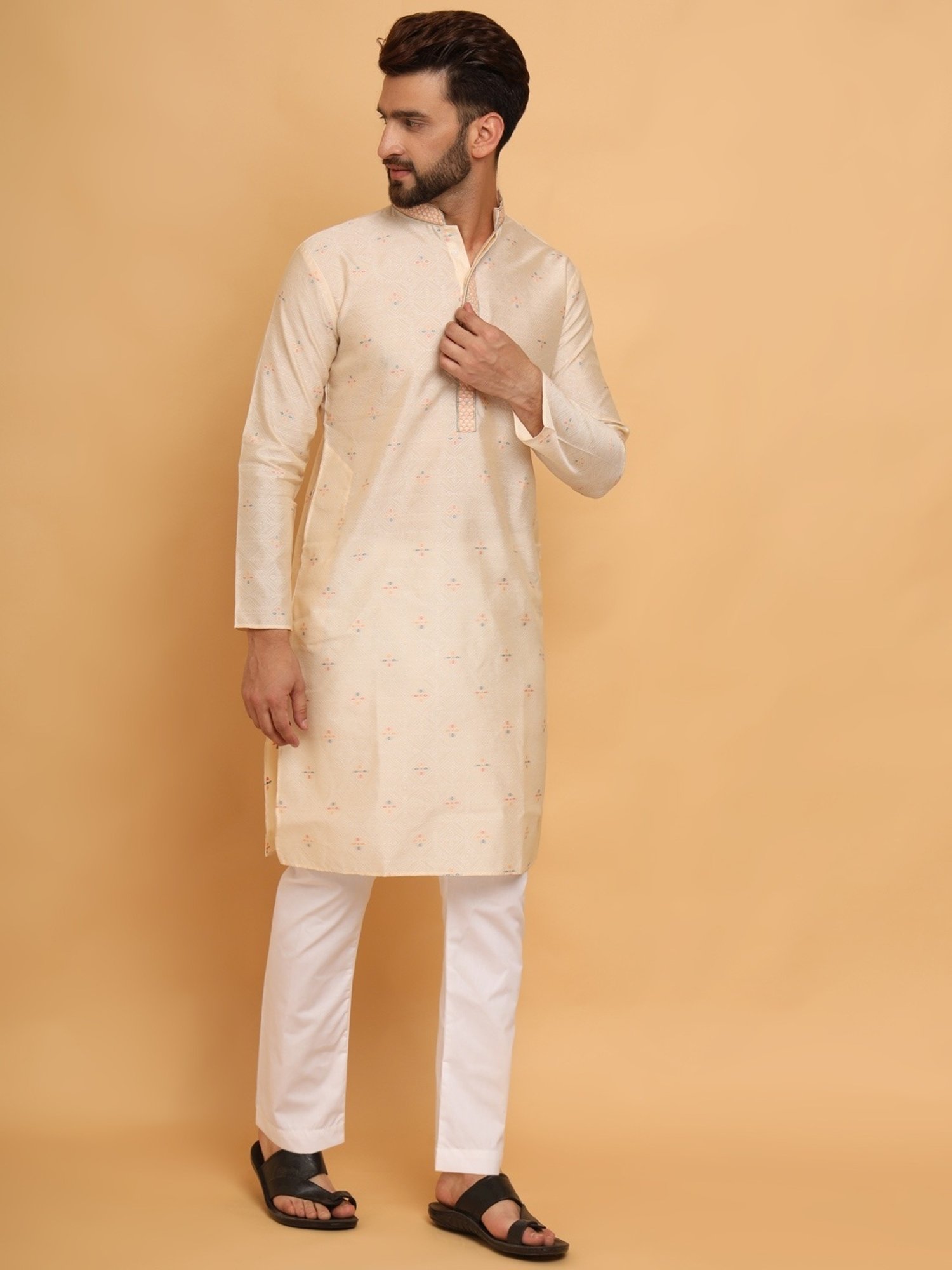 SWAGG INDIA Cream Regular Fit Kurta