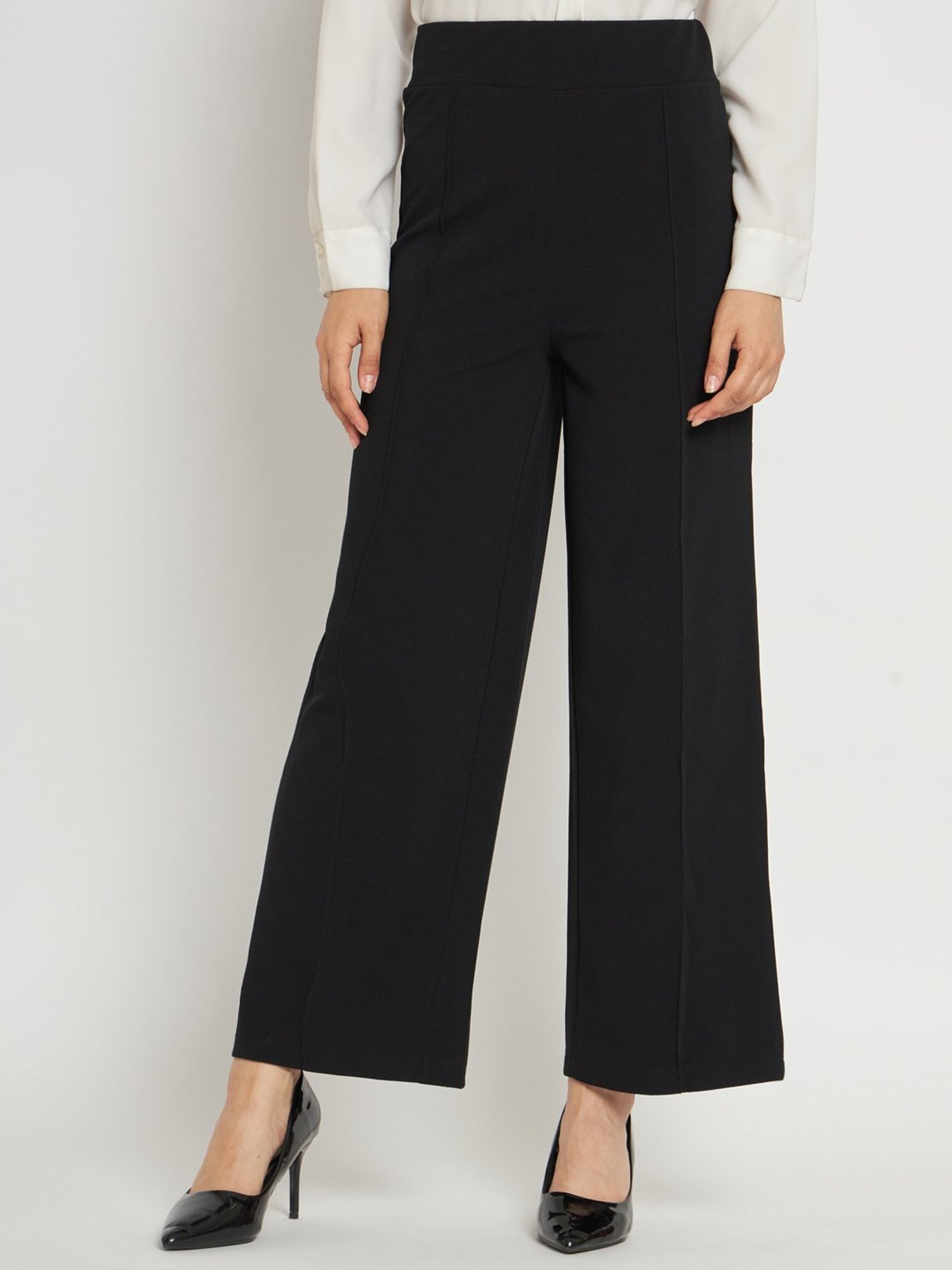 Anvi Be Yourself Black Mid Rise Flared Trousers
