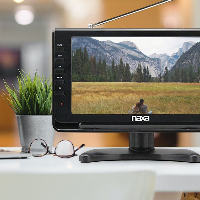 Naxa 9 Inch Portable Television