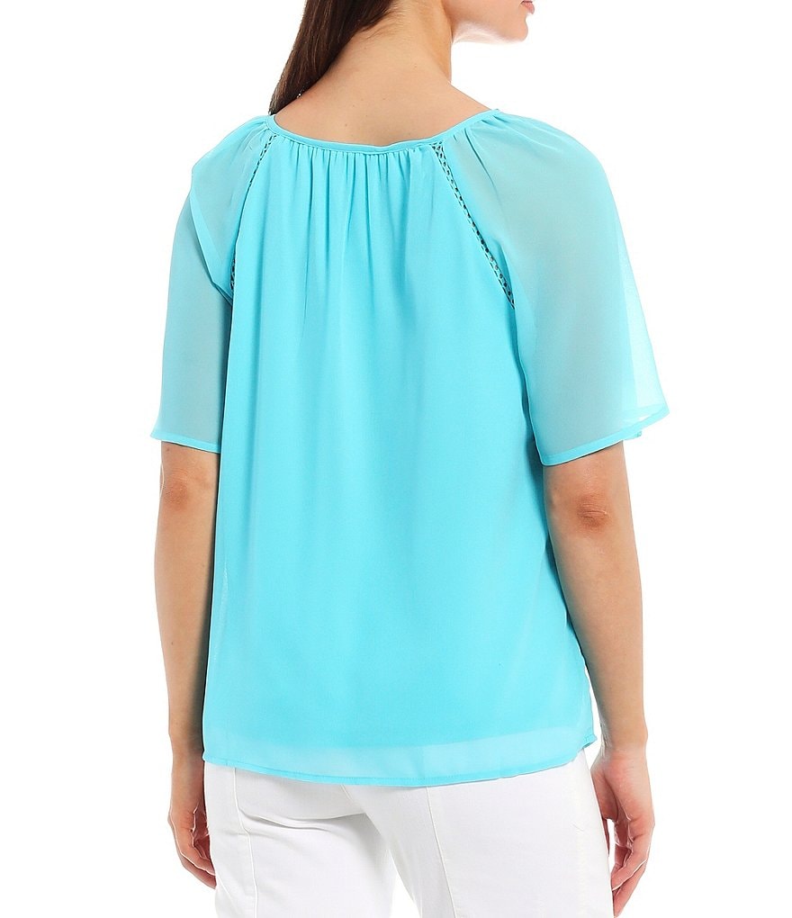 Intro Solid Georgette Notch V-Neck Raglan Sleeve Lace Trim Top