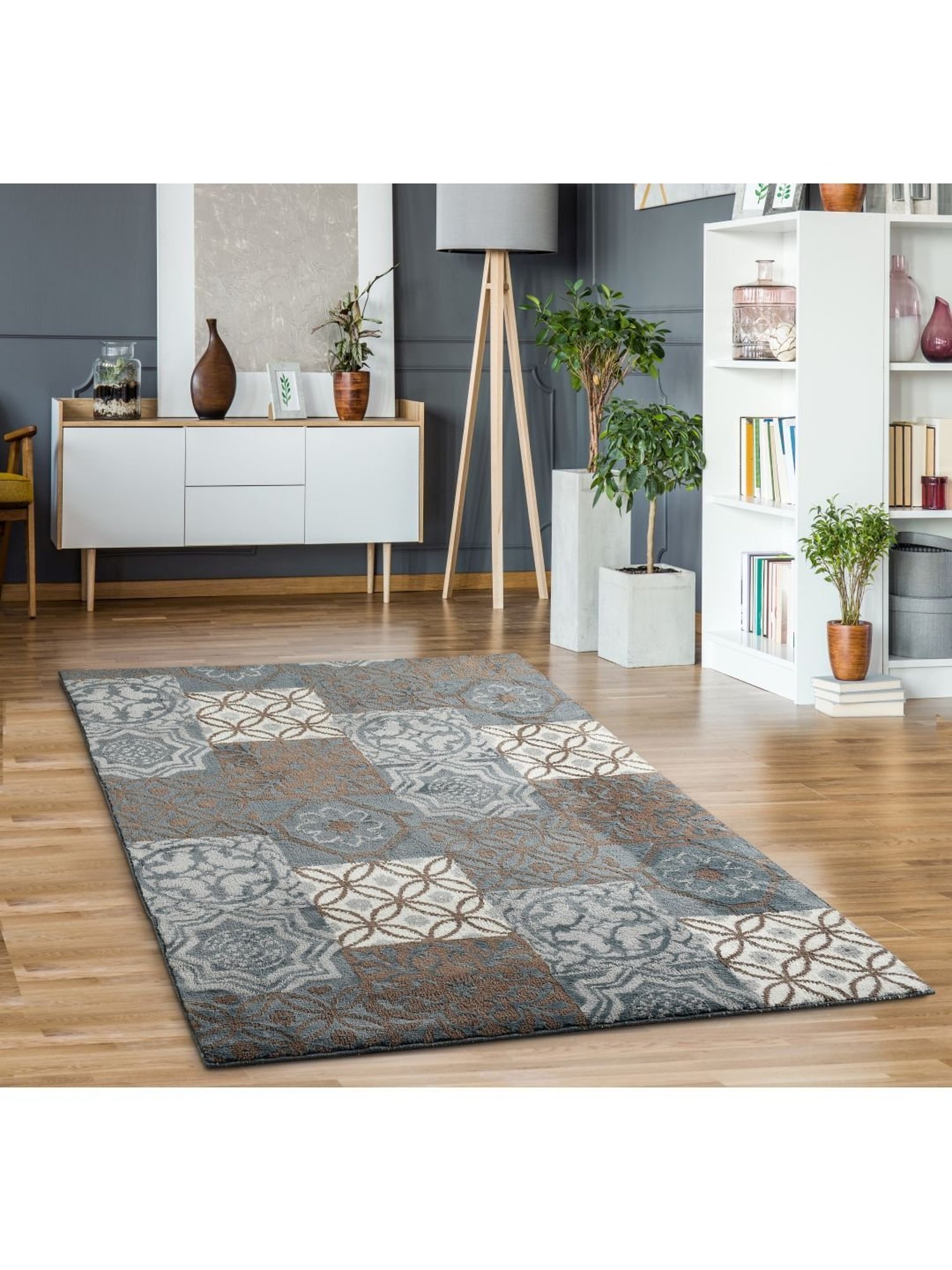 Saral Home Blue Yarn Art Carpet (120 x 180 cm)