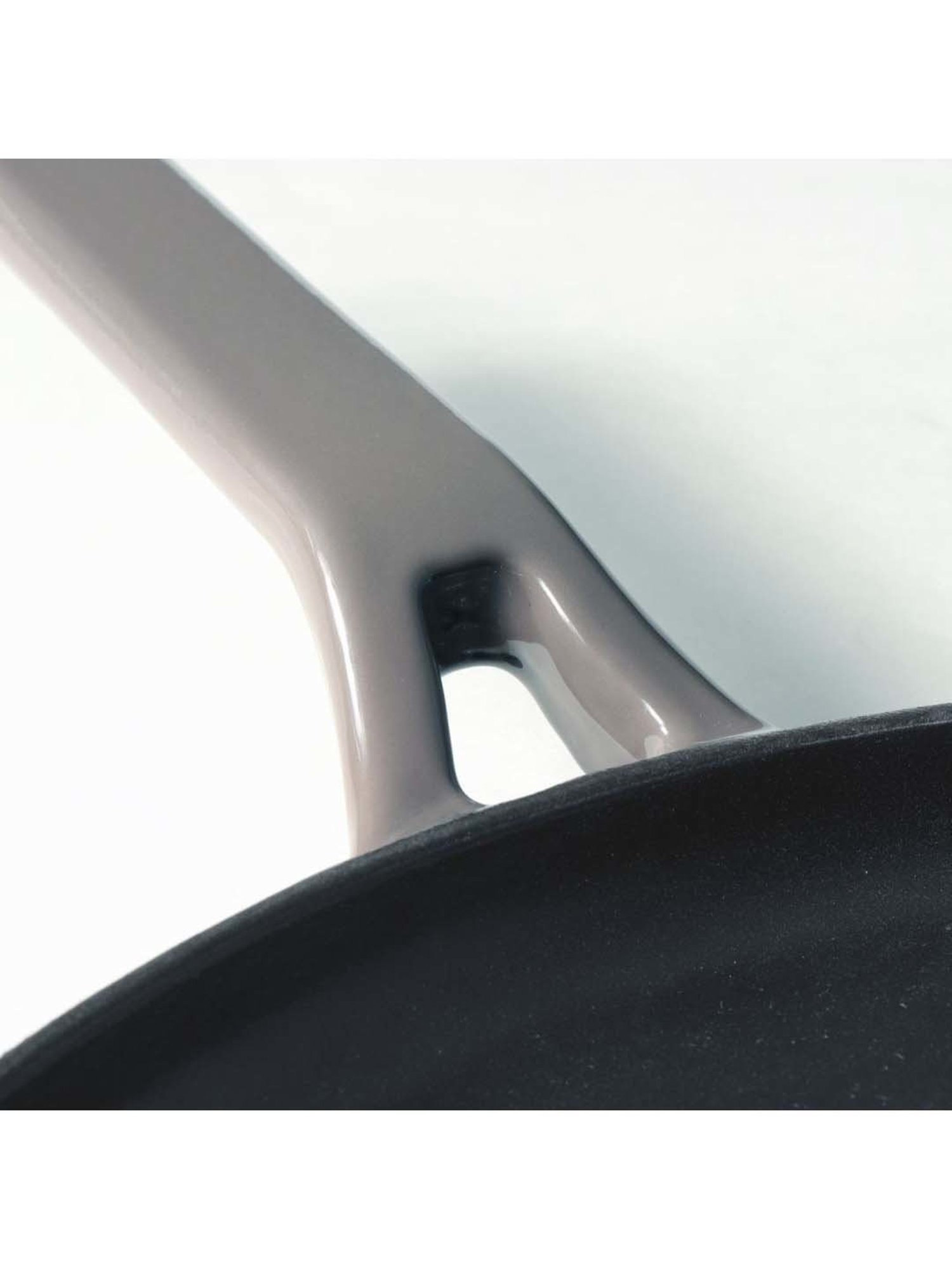 Meyer Enamel Black & Grey Iron 26 cm Induction Freindly Frypan (2.1 L)