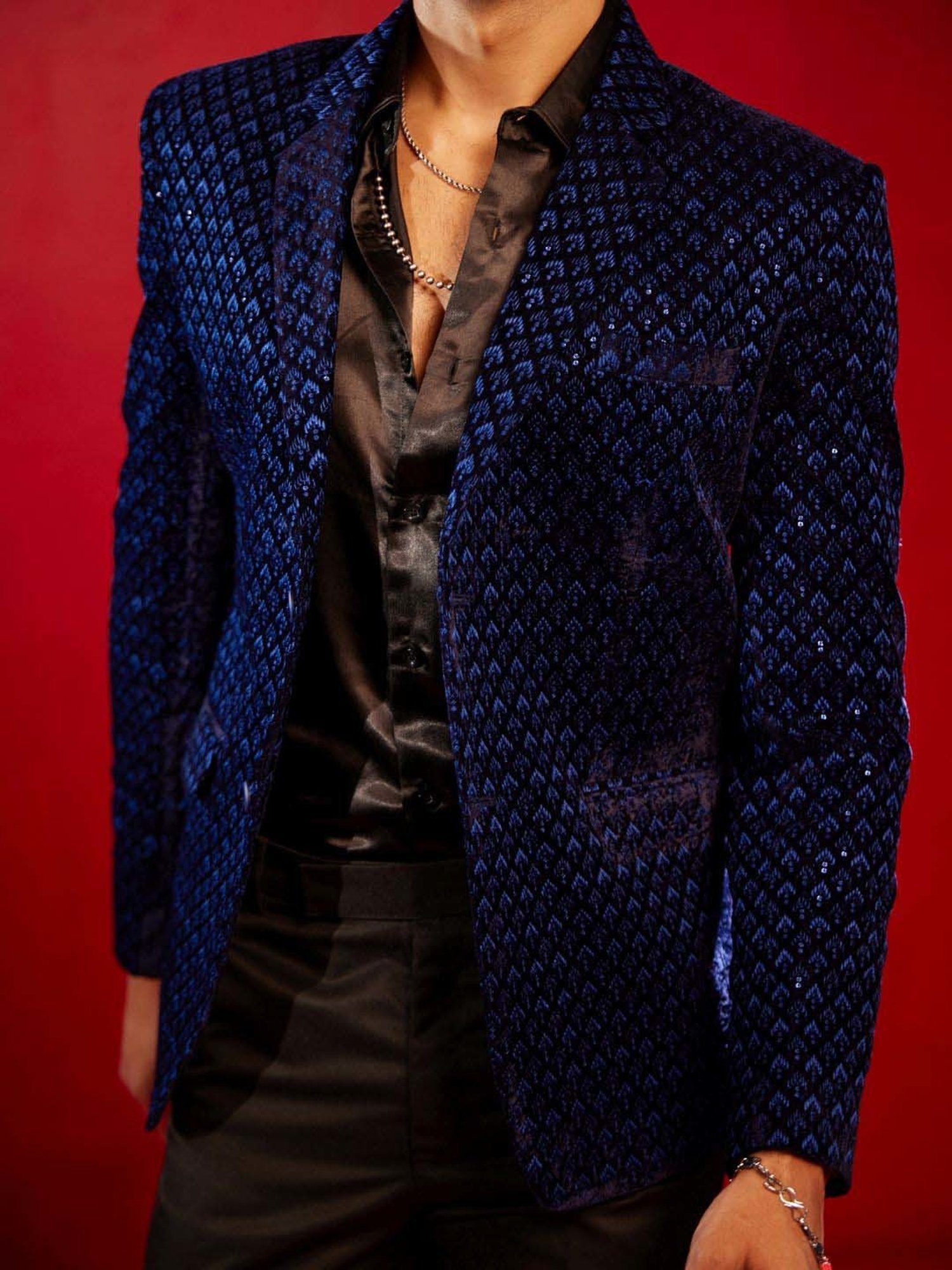 Vastramay Blue Regular Fit Embroidered Blazer