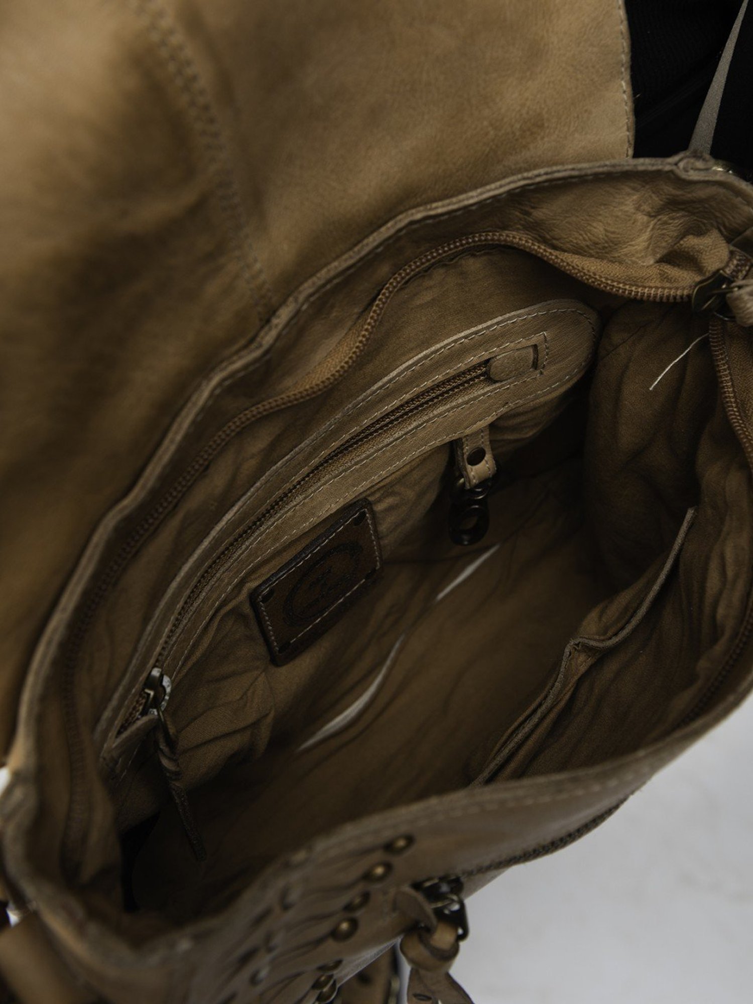 Art N Vintage Carob Sand Leather Textured Medium Sling Handbag