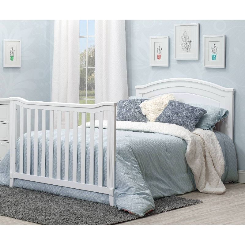 Sorelle Berkley Round Top Panel Standard Full-Sized Crib White
