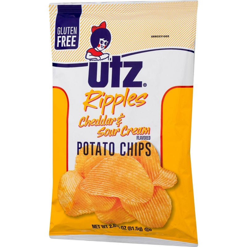 Utz Cheddar & Sour Cream Flavored Potato Chips - 2.875oz