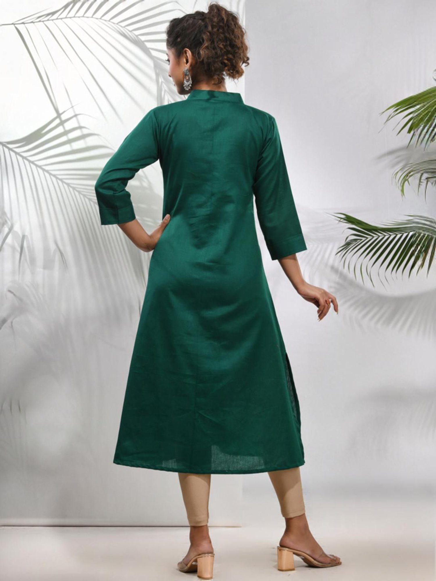 CHARUKRITI Green Cotton Woven Pattern A Line Kurta