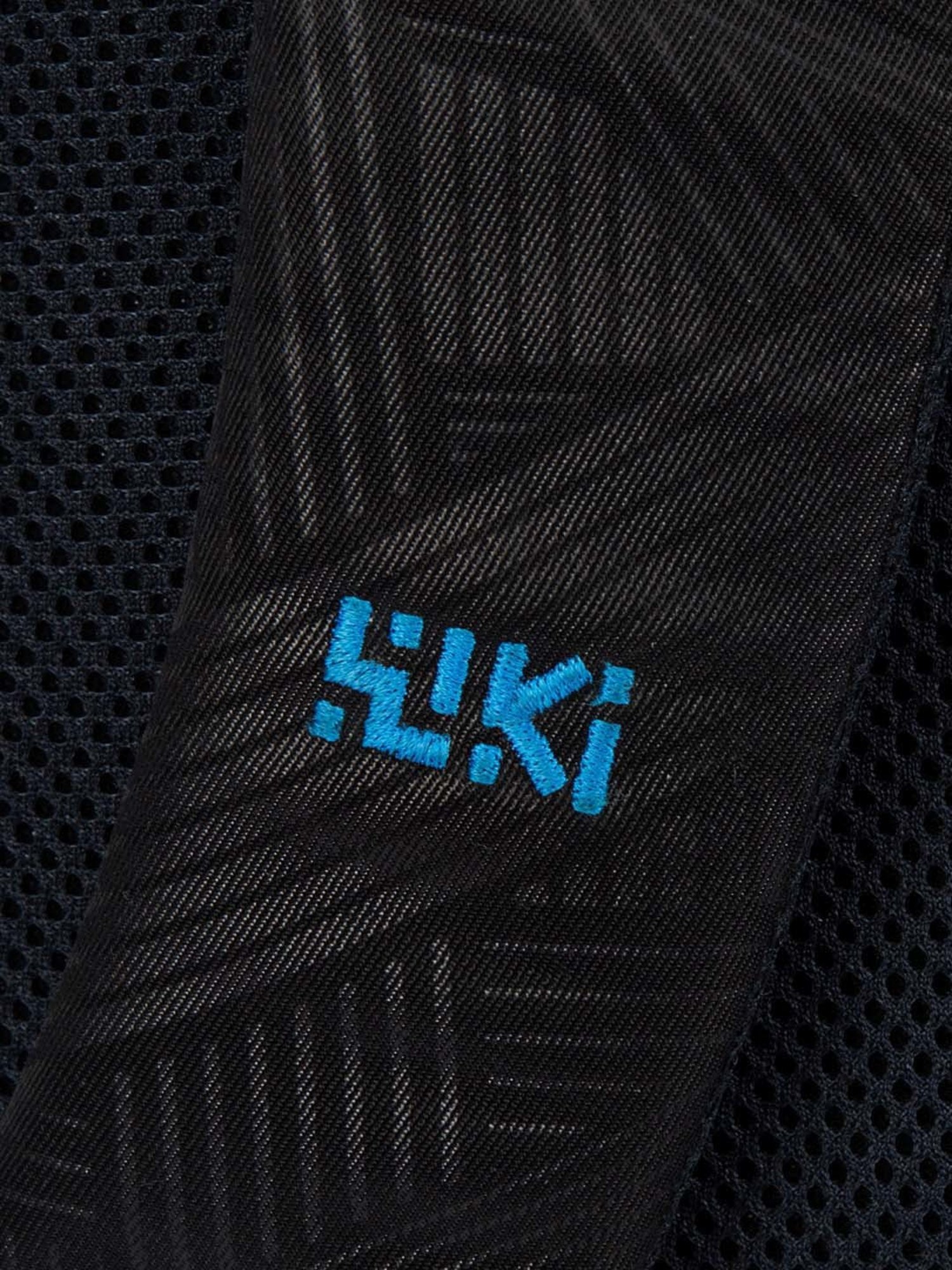 Wiki 39.5 Ltrs Black Medium Backpack