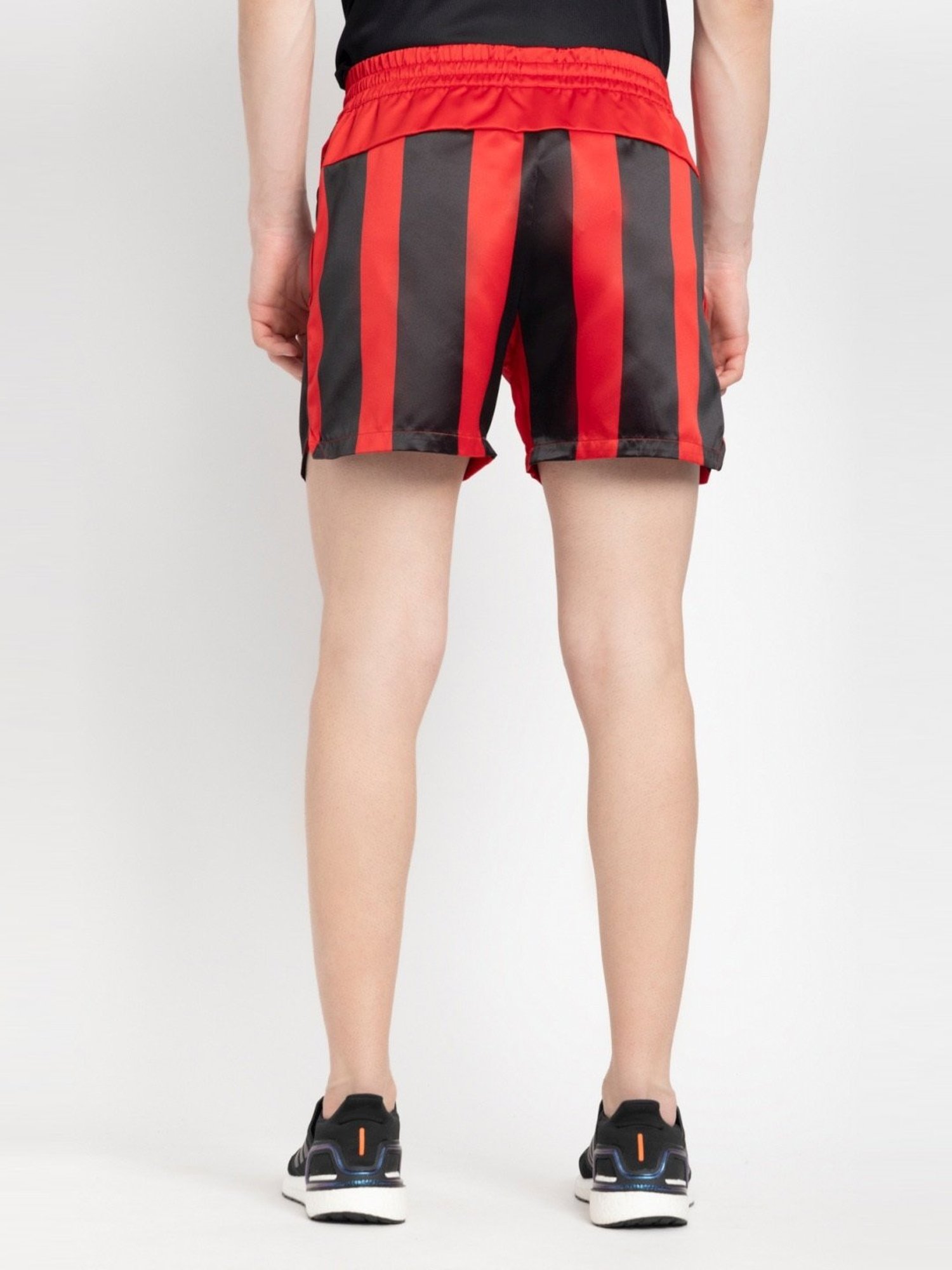 Reebok Black Regular Fit Sports Shorts