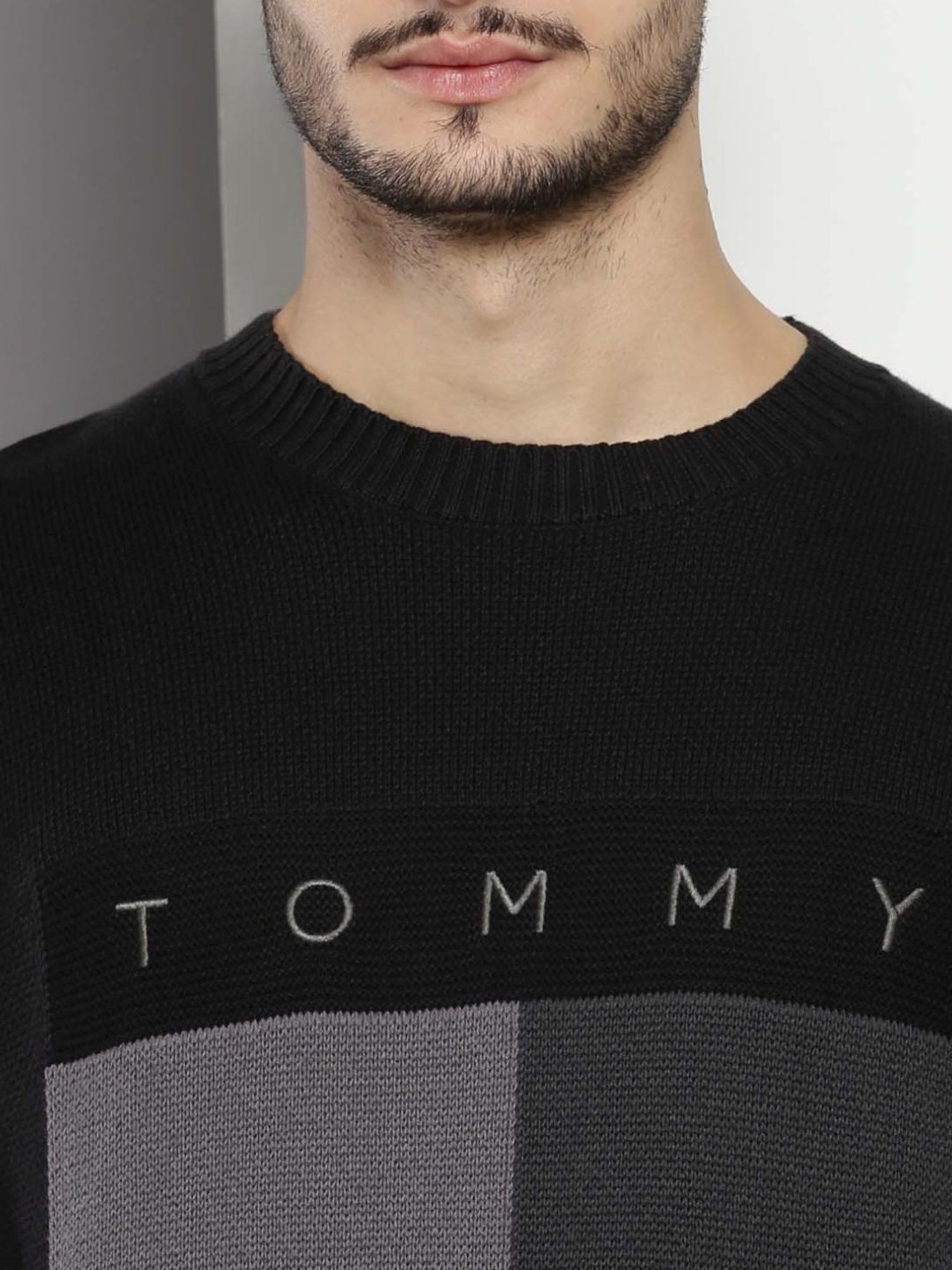 Tommy Hilfiger Black Cotton Relaxed Fit Colour Block Sweaters