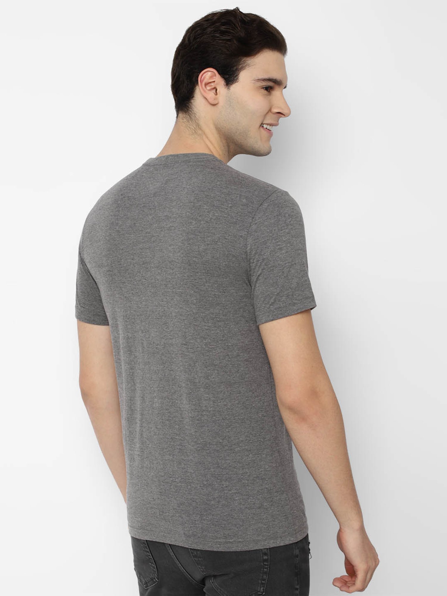 American Eagle Outfitters Grey Regular Fit T-Shirt