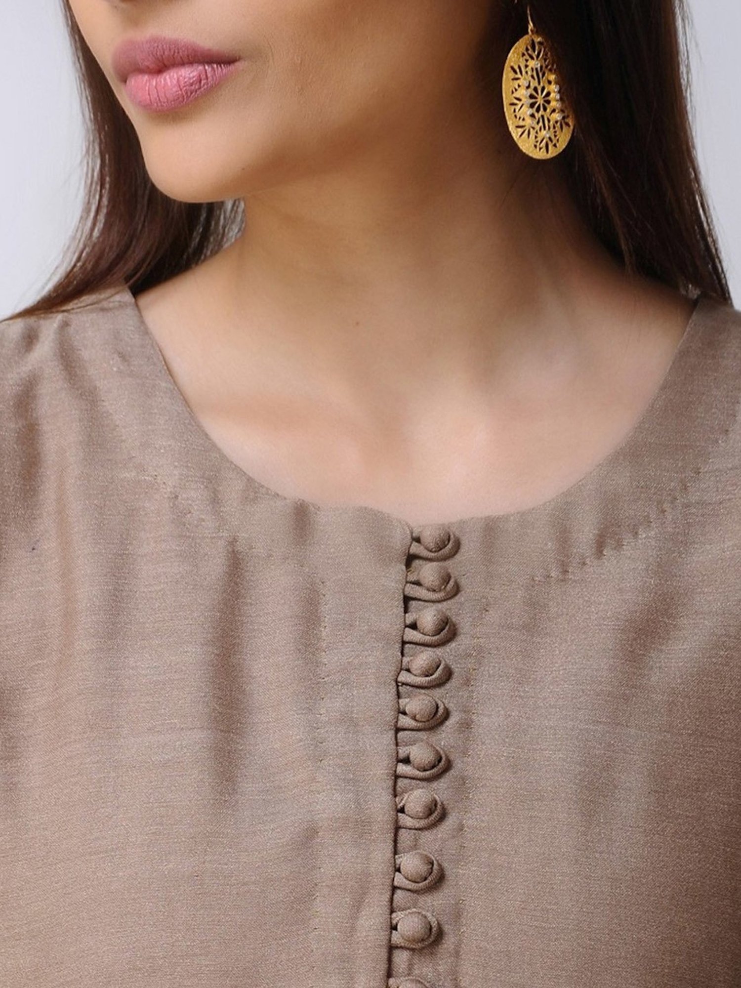 Smriti Gupta Kapaas Brown Kurta