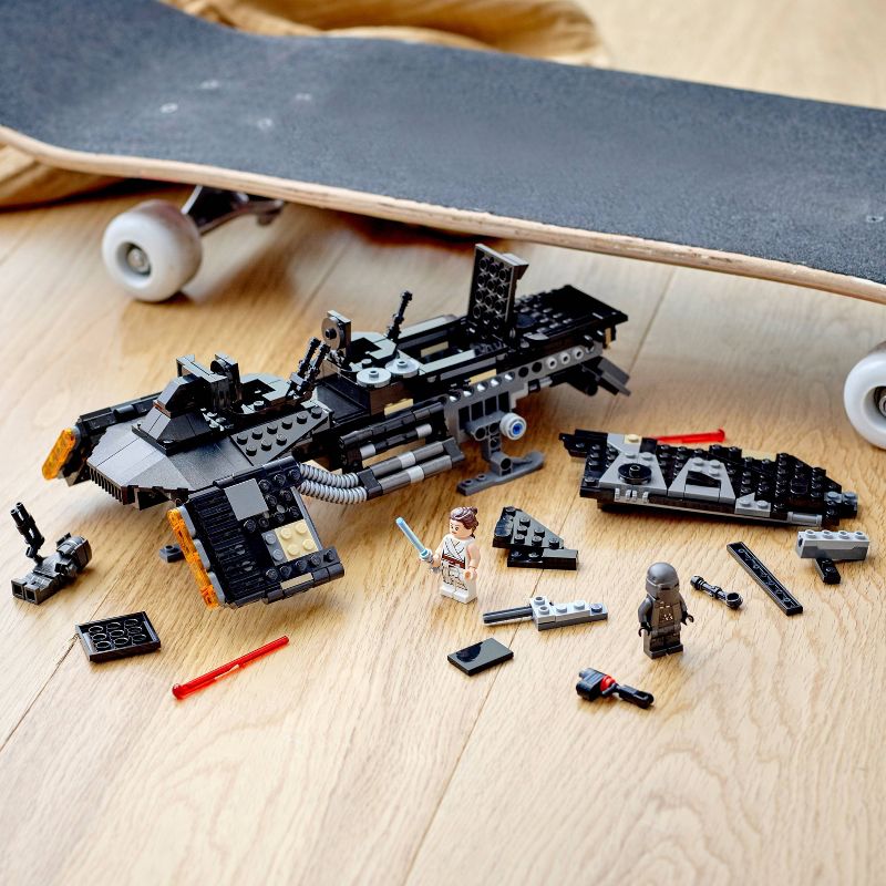 LEGO Star Wars: The Rise of Skywalker Knights of Ren Transport Ship Spacecraft Toy 75284