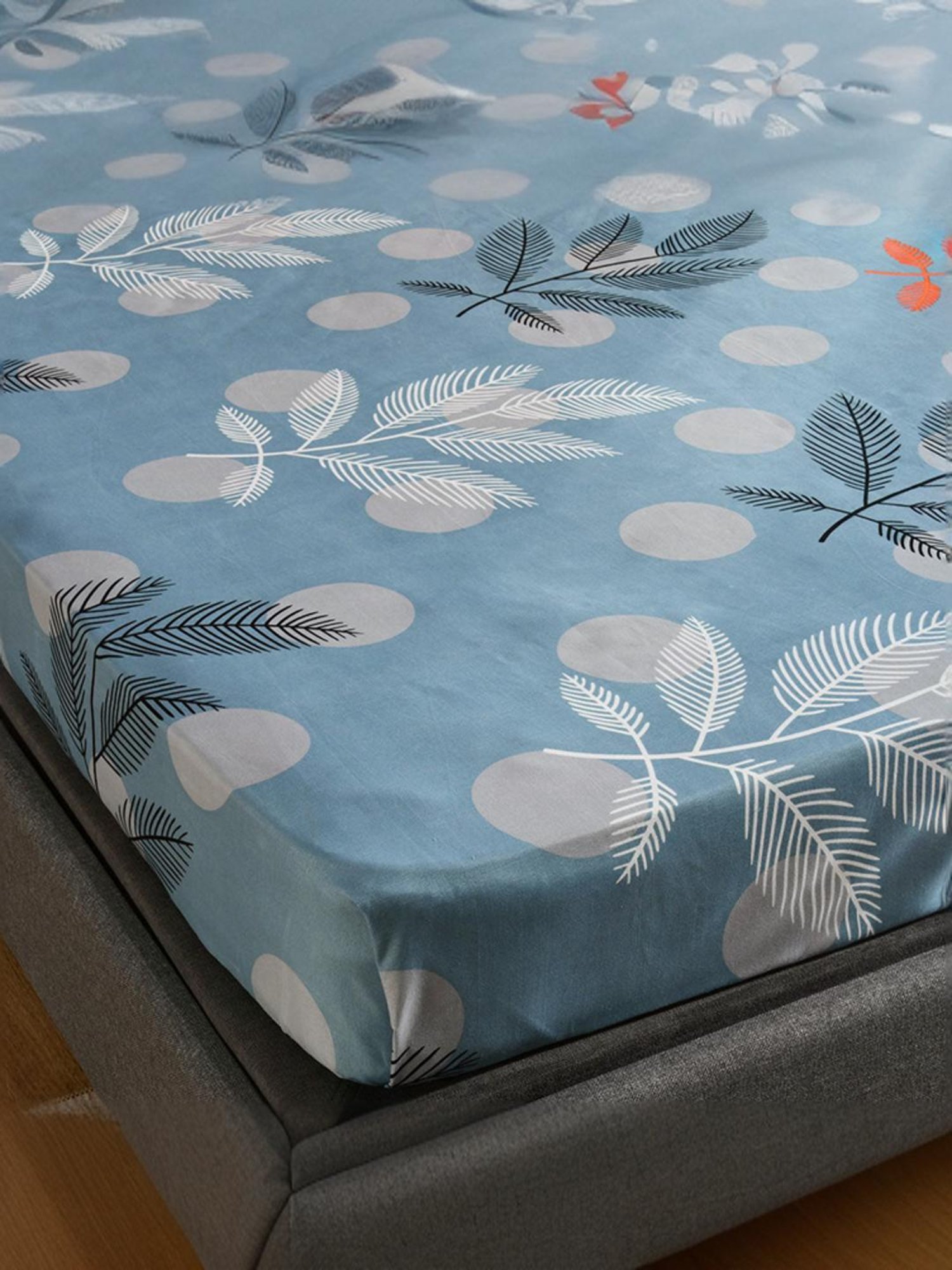 @Home Ammara Blue & Grey 90 GSM Polyester Double Bedsheet with 2 Pillow Covers