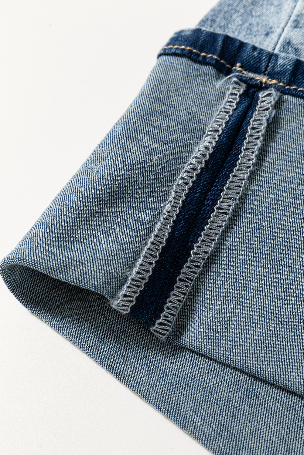 Myosotis High Rise Button Zip Washed Jeans