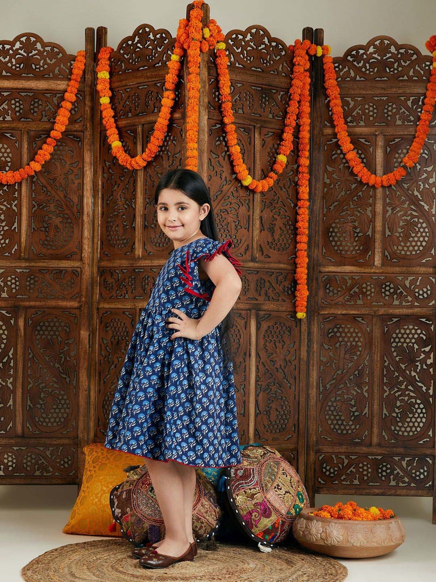 VASTRAMAY Girls Indigo Blue Cotton Floral Dresses