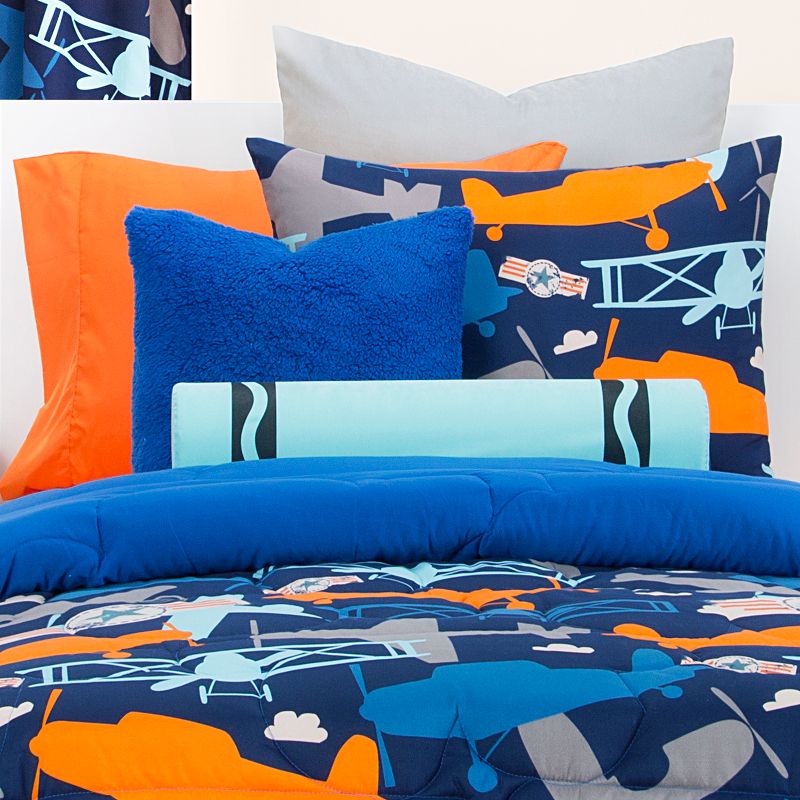 Full/Queen Take Flight Reversible Comforter With Sham Set Blue - Crayola