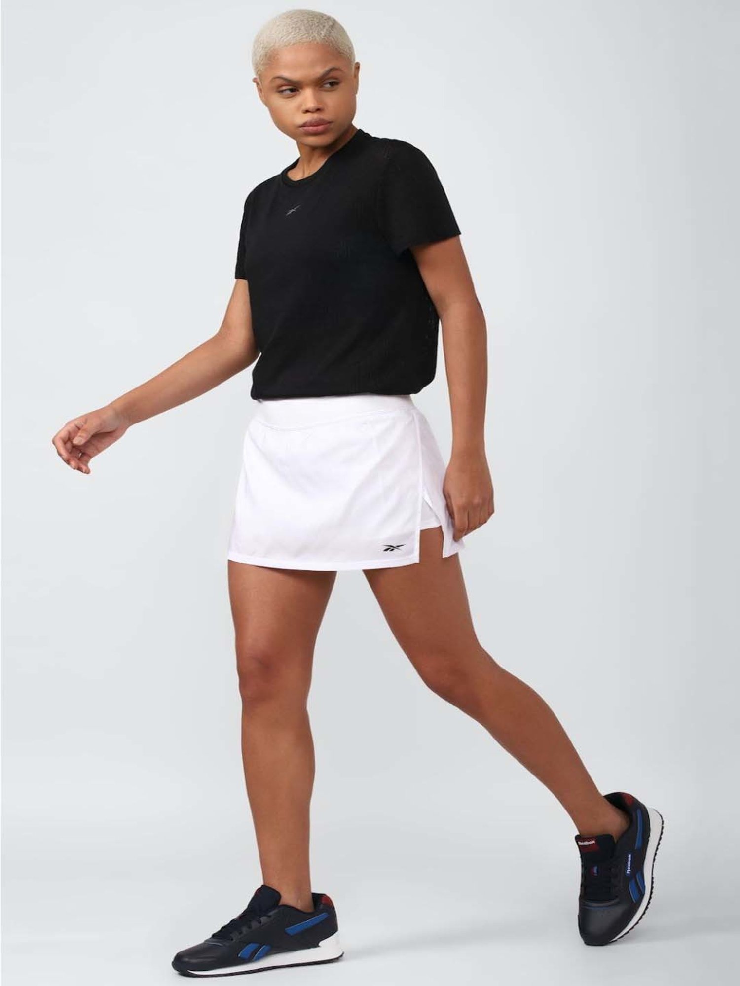 Reebok Black Regular Fit T-Shirt