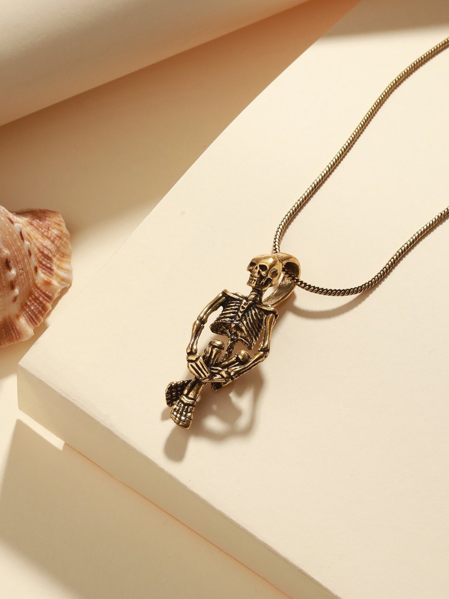 Bold by Priyaasi Sitting Skeleton Black Casual Pendant With Chain for Men