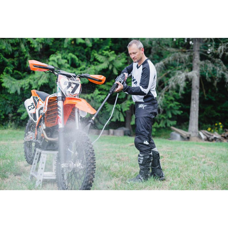 Worx WG644 Cordless HydroShot Portable Power Cleaner Kit, 2x20V Li-ion (2.0Ah) batteries, 2hr.