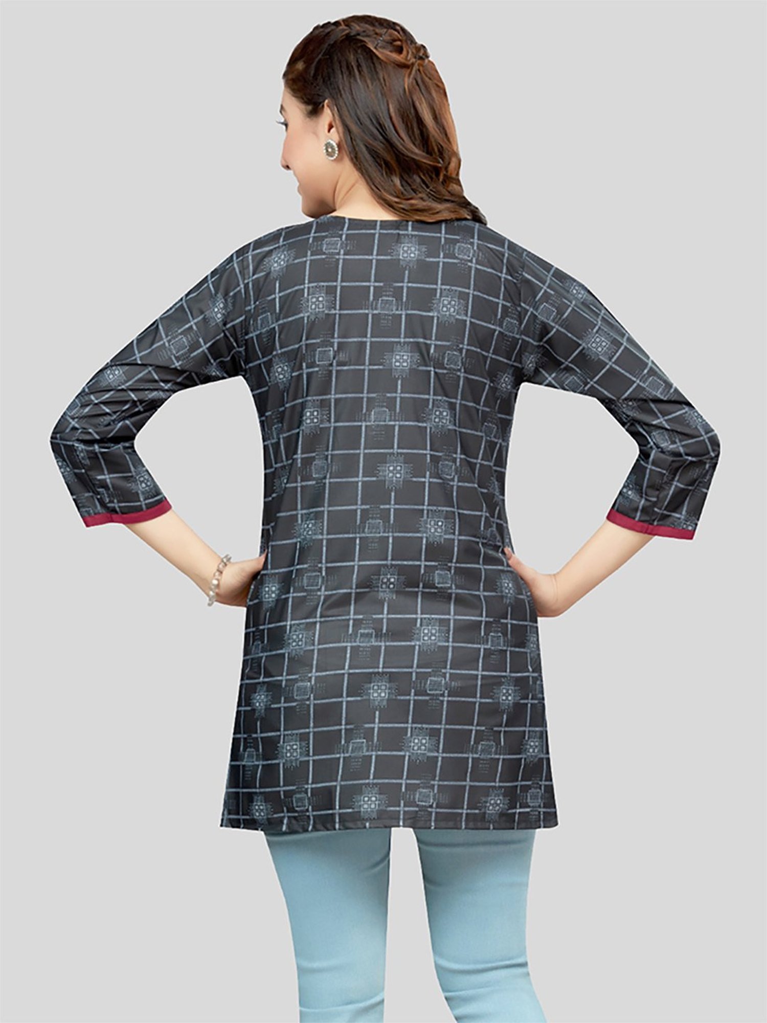 Saree Swarg Black Printed Straight Short Kurti