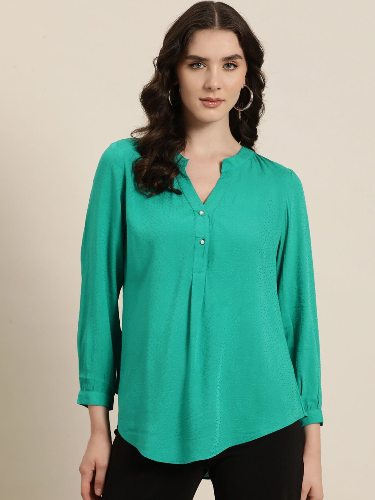 Qurvii Green Top