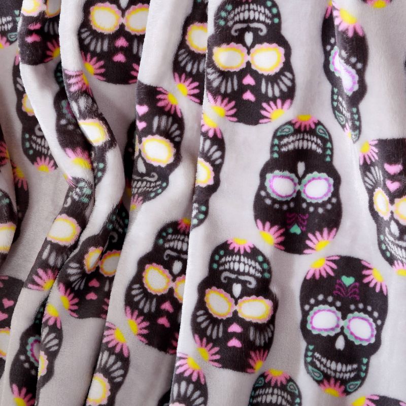 50"x60" Tulum Sugar Skulls Printed Halloween Throw Blanket Gray - Better Living