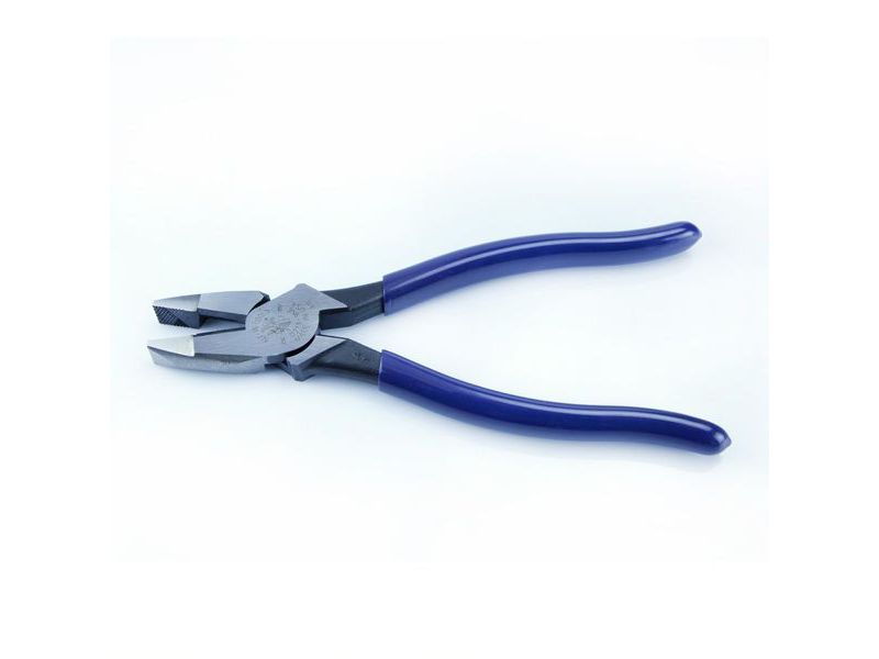 KLEIN TOOLS D213-9NE Lineman's Pliers, New England Nose, 9-Inch